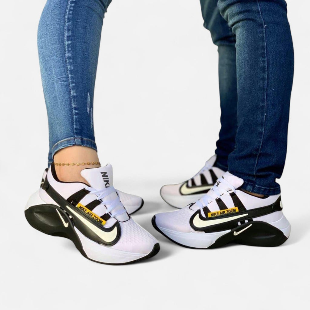 Zoom x